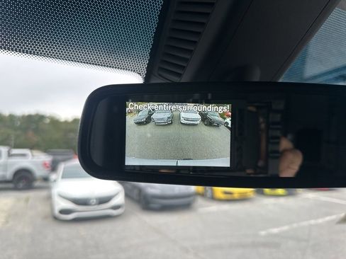 Used 2025 Mercedes-Benz Sprinter 2500 image 17