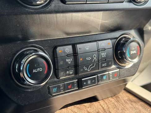 Used 2019 Ford F250 Lariat w/ Lariat Ultimate Package AWD/4WD image 36