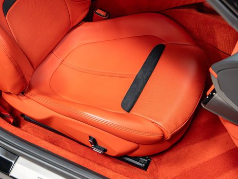 Used 2022 Ferrari Roma RWD image 28