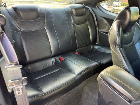 Used 2015 Hyundai Genesis 3.8 RWD image 17