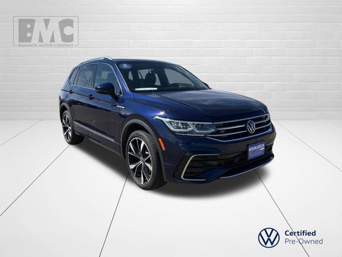 Used 2022 Volkswagen Tiguan SEL R-Line AWD/4WD image 2