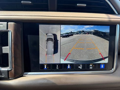 Used 2022 GMC Yukon Denali AWD/4WD image 20