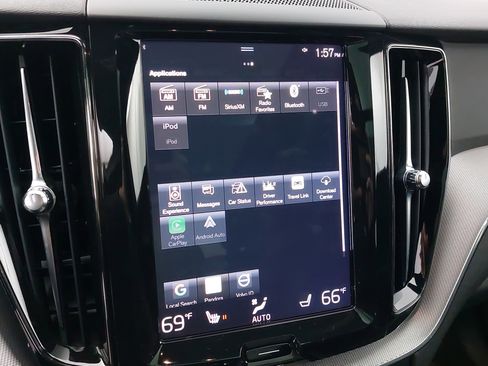 Used 2019 Volvo XC60 T6 R-Design w/ Protection Package Premier image 24