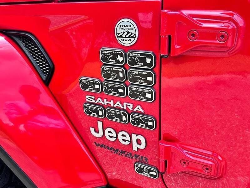 Used 2019 Jeep Wrangler Unlimited Sahara AWD/4WD image 37