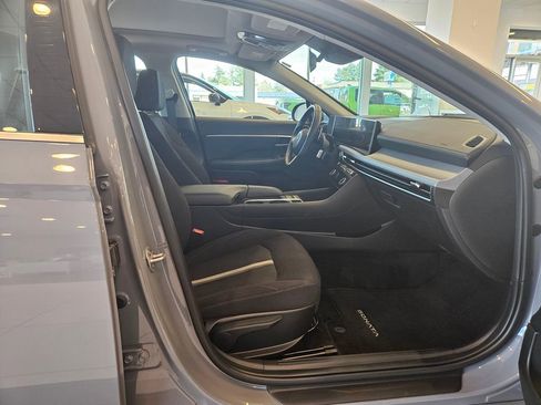 Used 2024 Hyundai Sonata SEL w/ Convenience Package FWD image 24