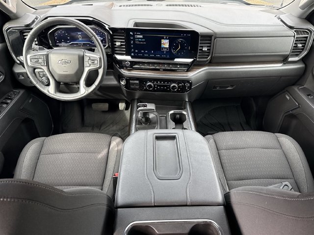 Certified 2022 Chevrolet Silverado 1500 RST w/ Convenience Package II AWD/4WD image 24