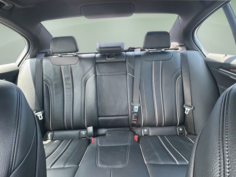 Used 2020 BMW 540i w/ Convenience Package RWD image 19