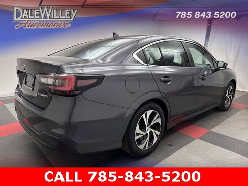 Used 2021 Subaru Legacy Premium image 6