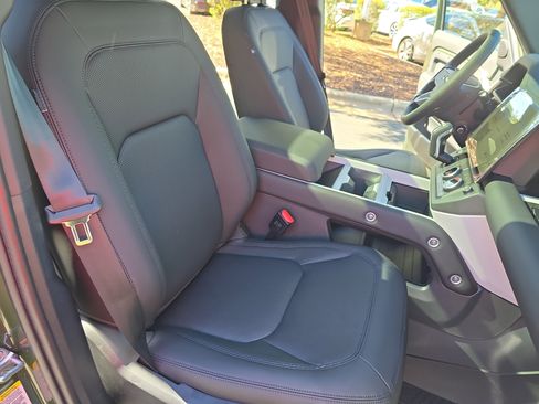 New 2026 Land Rover Defender 110 S image 10