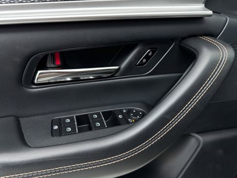 Used 2025 MAZDA CX-70 3.3 Turbo w/ Premium Plus Pkg image 34