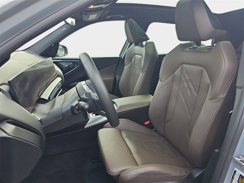 Used 2025 BMW X3 xDrive30i image 19