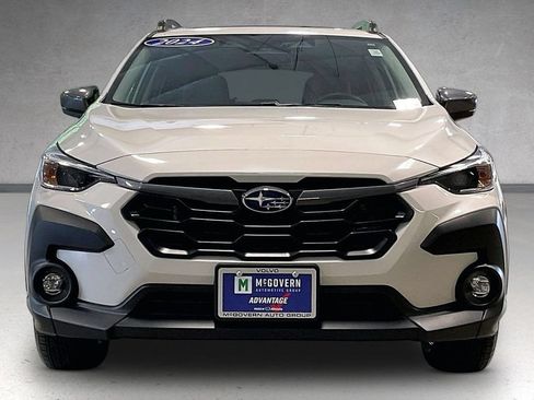 Used 2024 Subaru Crosstrek 2.0i Premium AWD/4WD image 2
