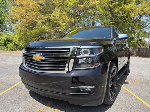 Used 2017 Chevrolet Tahoe Premier image 3