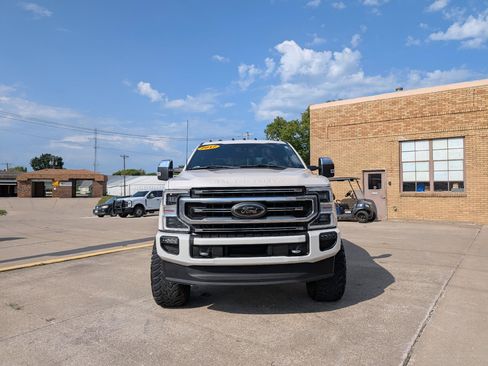 Used 2017 Ford F350 Platinum AWD/4WD image 3