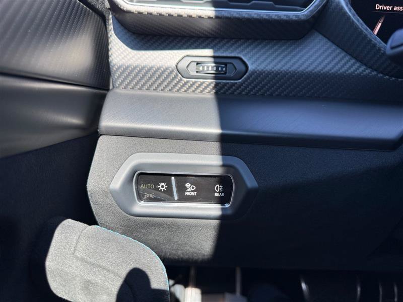 Used 2024 Lamborghini Urus Performante AWD/4WD image 37