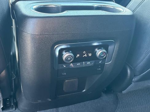 Used 2026 GMC Yukon XL Denali w/ Sun & Power Step Package AWD/4WD image 20