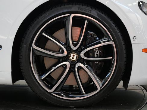 Used 2020 Bentley Continental GT V8 First Edition AWD/4WD image 40