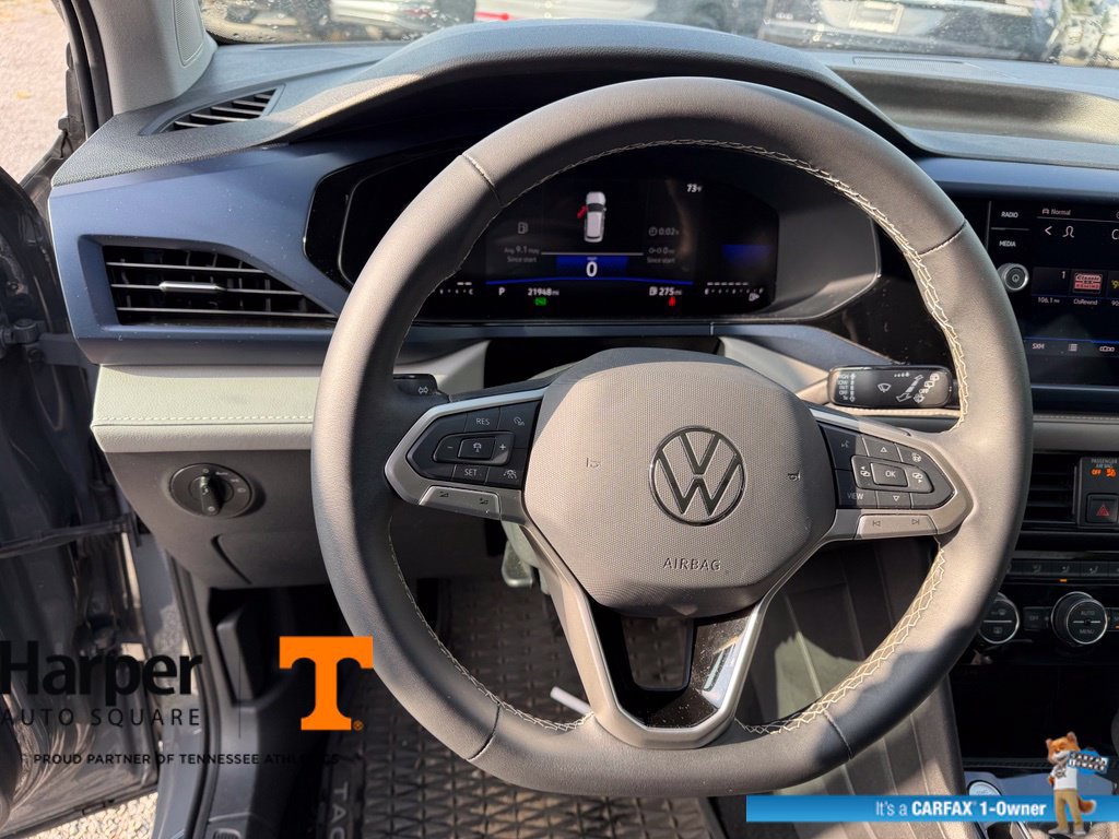 Used 2024 Volkswagen Taos SE AWD/4WD image 16