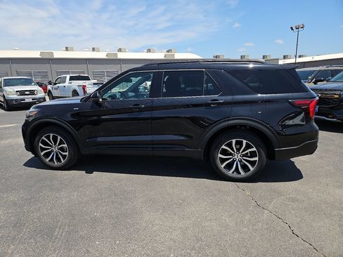 New 2026 Ford Explorer ST-Line RWD image 7