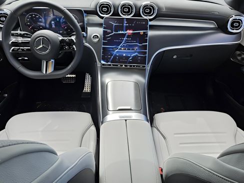 New 2026 Mercedes-Benz GLC 300 image 12
