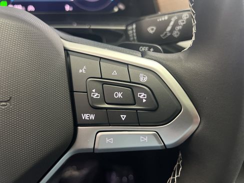 New 2026 Volkswagen Atlas SE image 18