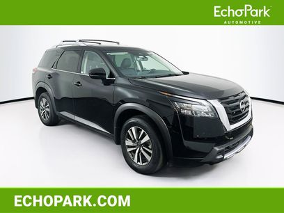 Used 2025 Nissan Pathfinder SL