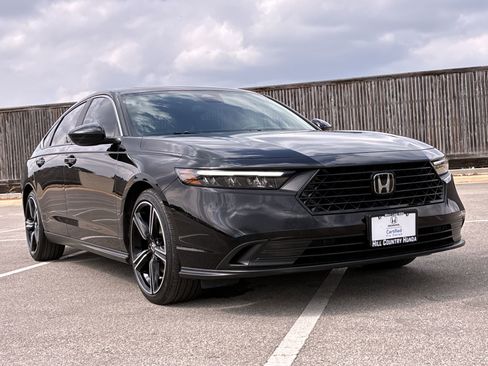 Certified 2025 Honda Accord Sport image 10