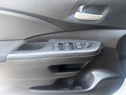 Used 2016 Honda CR-V SE image 25