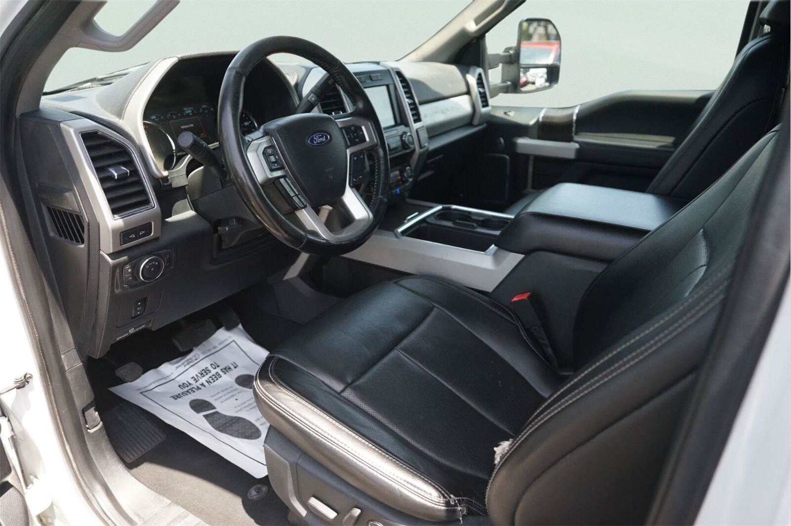 Used 2021 Ford F350 Lariat w/ Lariat Value Package AWD/4WD image 8