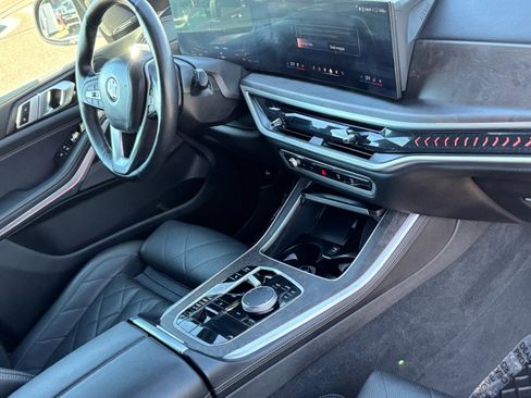 Used 2024 BMW X5 sDrive40i image 10