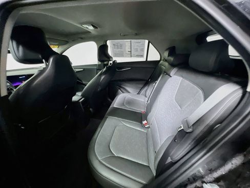 Used 2024 Kia Niro SX Touring FWD image 28