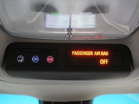 Used 2021 Chevrolet Bolt LT image 20