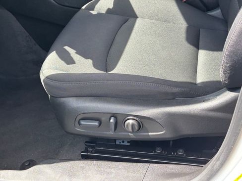 Certified 2024 Chevrolet Malibu LT image 27