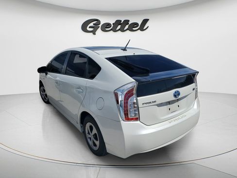 Used 2013 Toyota Prius Three w/ Solar Roof Pkg image 5