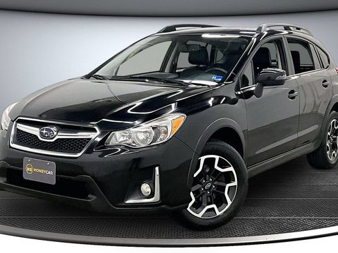 Used 2016 Subaru Crosstrek 2.0i Limited w/ Popular Package #2 AWD/4WD image 3