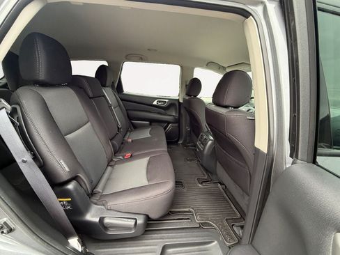 Used 2020 Nissan Pathfinder S AWD/4WD image 23