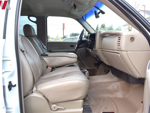 Used 2003 Chevrolet Silverado 2500 LS w/ Skid Plate Package image 23