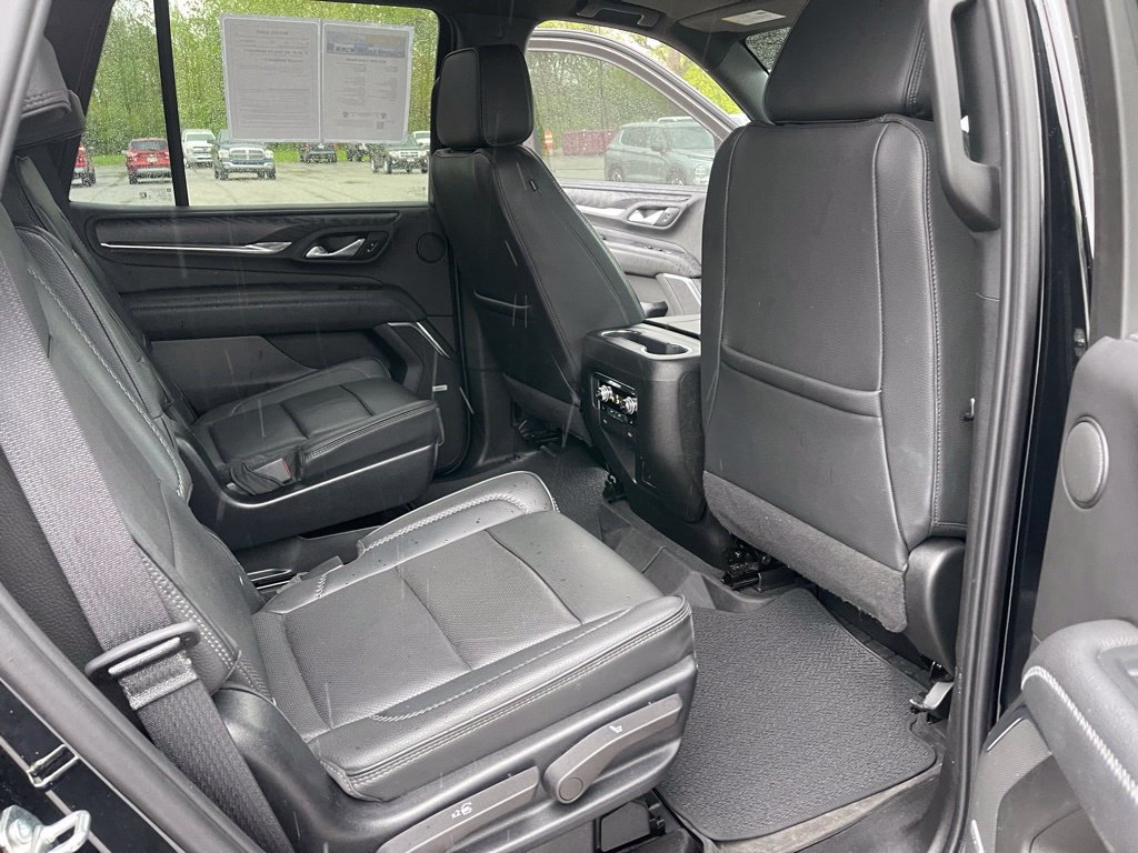 Used 2023 GMC Yukon Denali AWD/4WD image 17