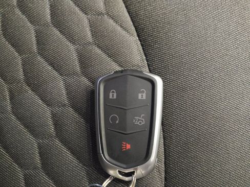 Used 2020 Chevrolet Equinox LT FWD image 32