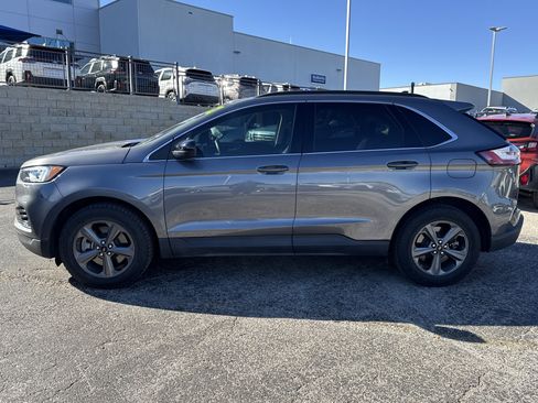 Used 2022 Ford Edge SEL w/ Sport Appearance Package image 6