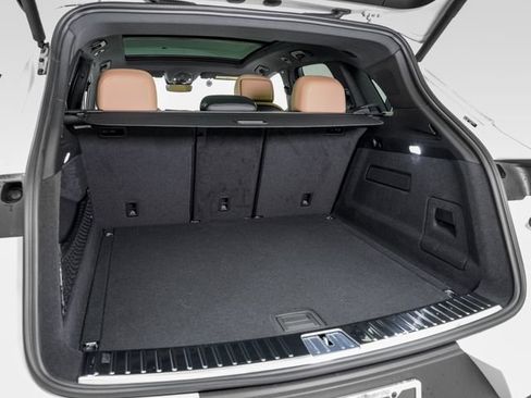 New 2026 Porsche Cayenne AWD/4WD image 26