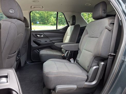 Used 2018 Chevrolet Traverse LT AWD/4WD image 11
