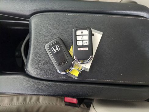 Used 2021 Honda Civic EX-L image 28