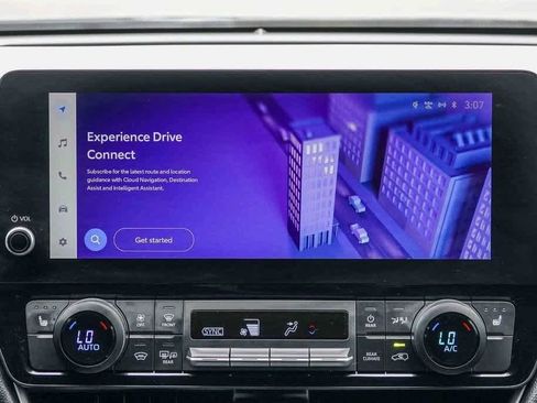 Used 2024 Toyota Grand Highlander XLE image 13