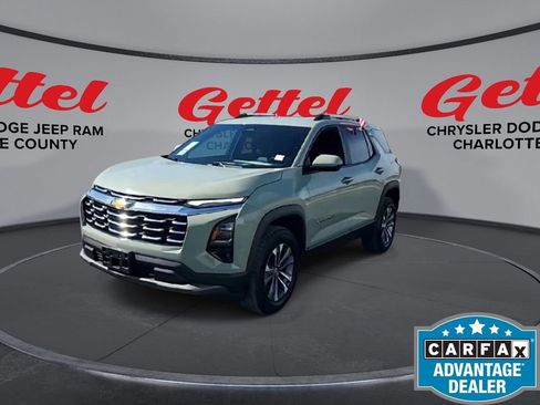 Used 2025 Chevrolet Equinox LT w/ Convenience Package II image 3