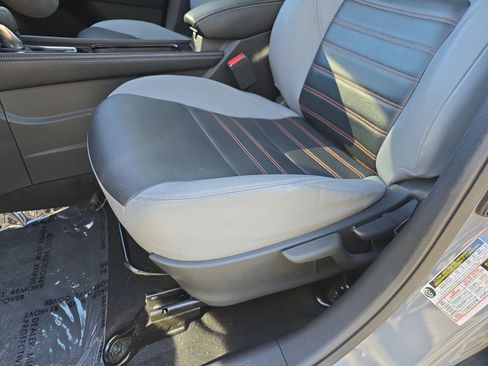 Used 2023 Nissan Kicks SR w/ SR Premium Package image 34