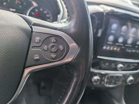 Used 2021 Chevrolet Traverse LT FWD image 17