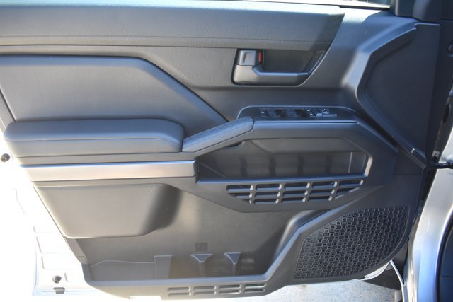 Used 2026 Toyota 4Runner SR5 AWD/4WD image 11