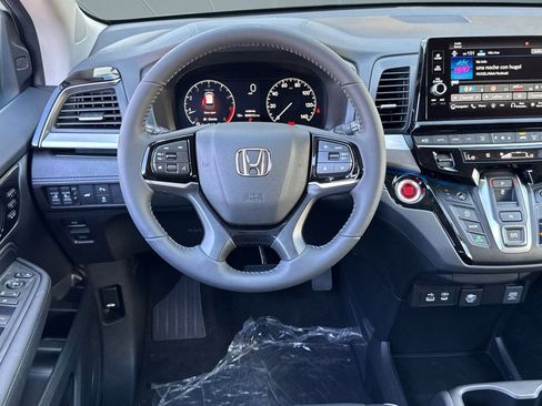 New 2026 Honda Odyssey Touring image 25