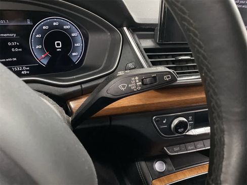 Used 2021 Audi Q5 Premium Plus image 22